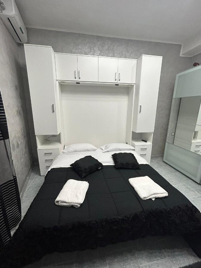 Apartament Da Concettina House Neapol Zewnętrze zdjęcie